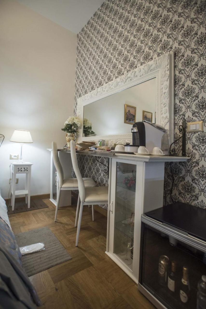 Barberini Dream Hotel Рим Екстериор снимка