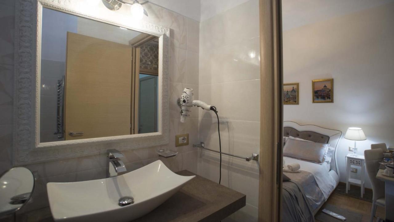 Barberini Dream Hotel Рим Екстериор снимка